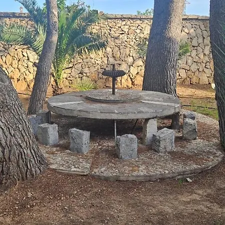 Masia Oriola Villa *